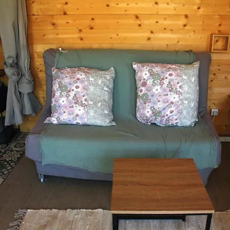 Chalet 1 En Bois Avec Acces Piscine Nîmes